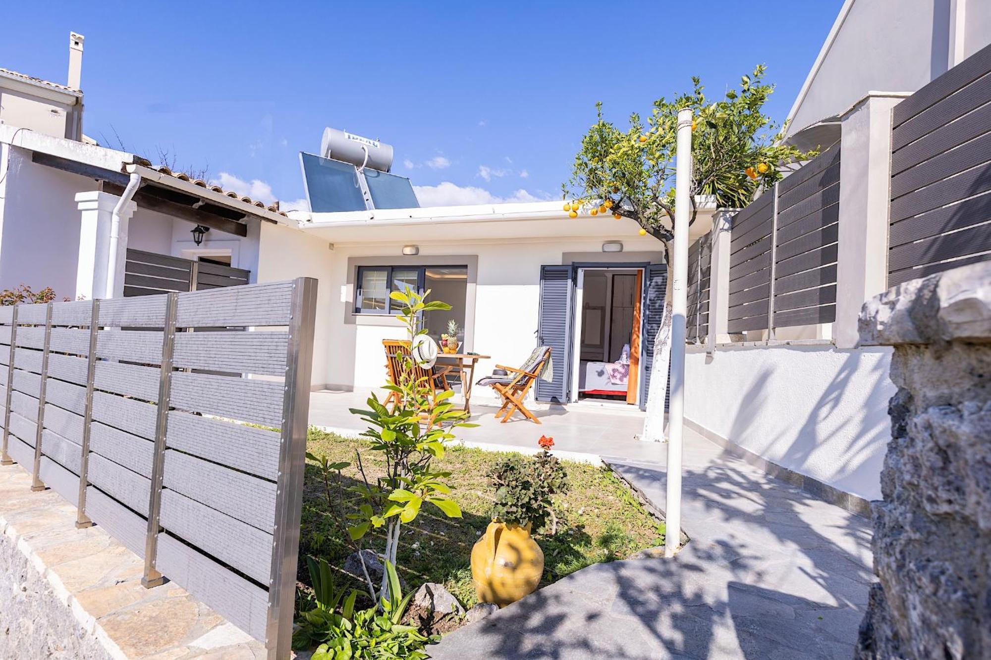 Ad Homes Agios Gordios  Eksteriør billede