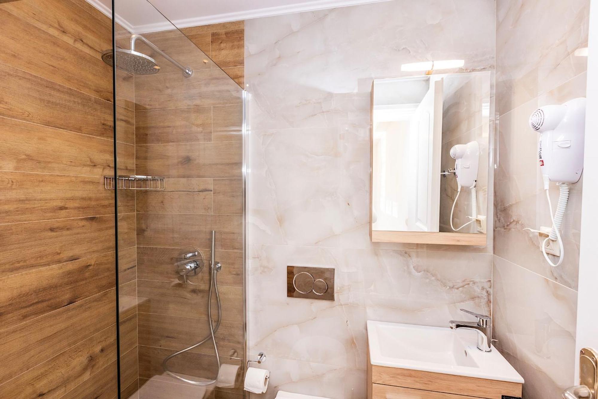 Ad Homes Agios Gordios  Eksteriør billede